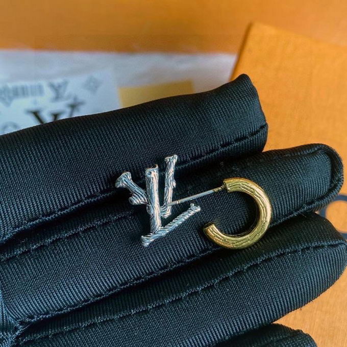 Louis Vuitton Earrings ID:20230802-253